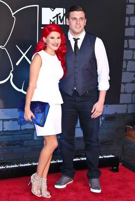 Carly Aquilino Boyfriend Dating History & Exes